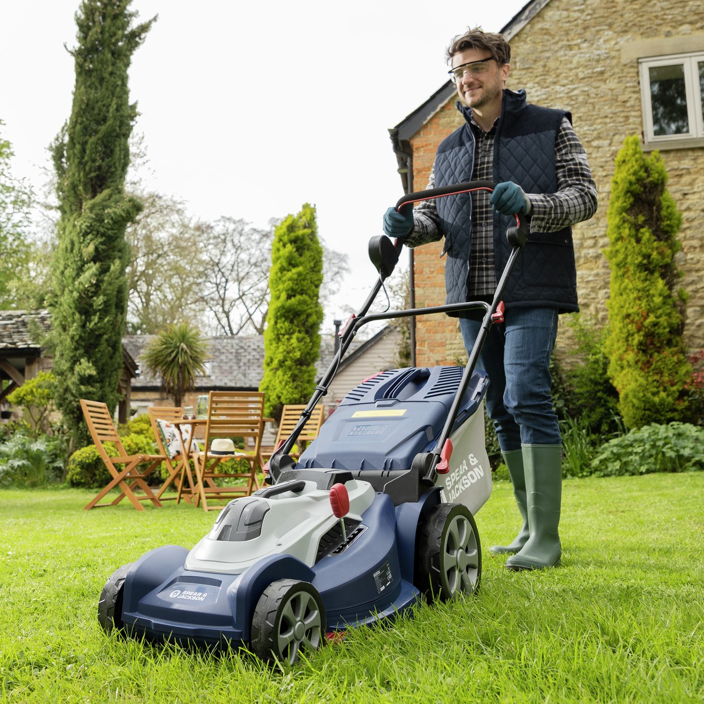 Spear & Jackson 44cm Cordless Rotary Lawnmower - 36V — view 2