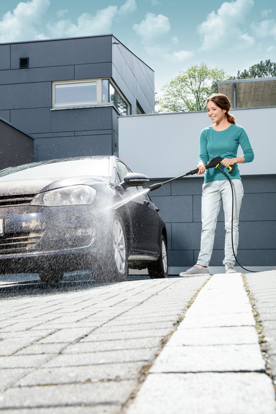 Karcher K2 Power Control Car & Home Pressure Washer - 1400W — view 2
