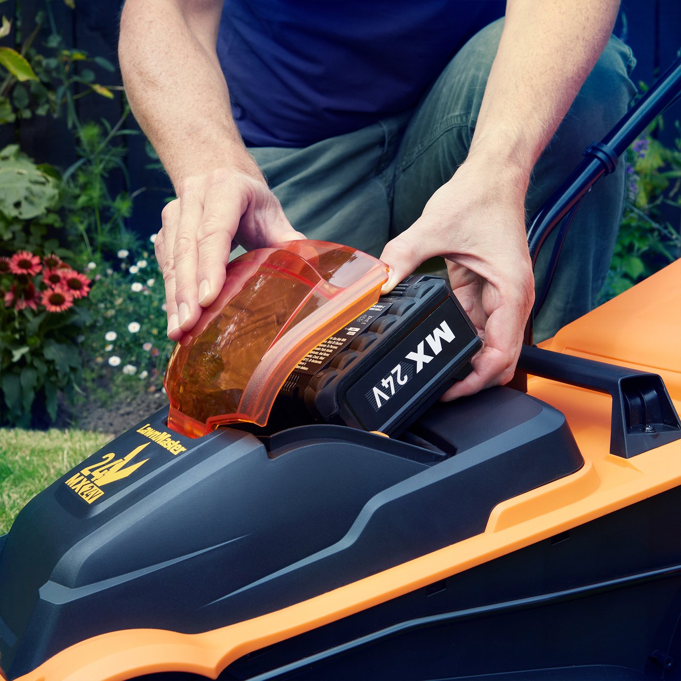 LawnMaster 32cm Cordless Rotary Lawnmower - 24V — view 5