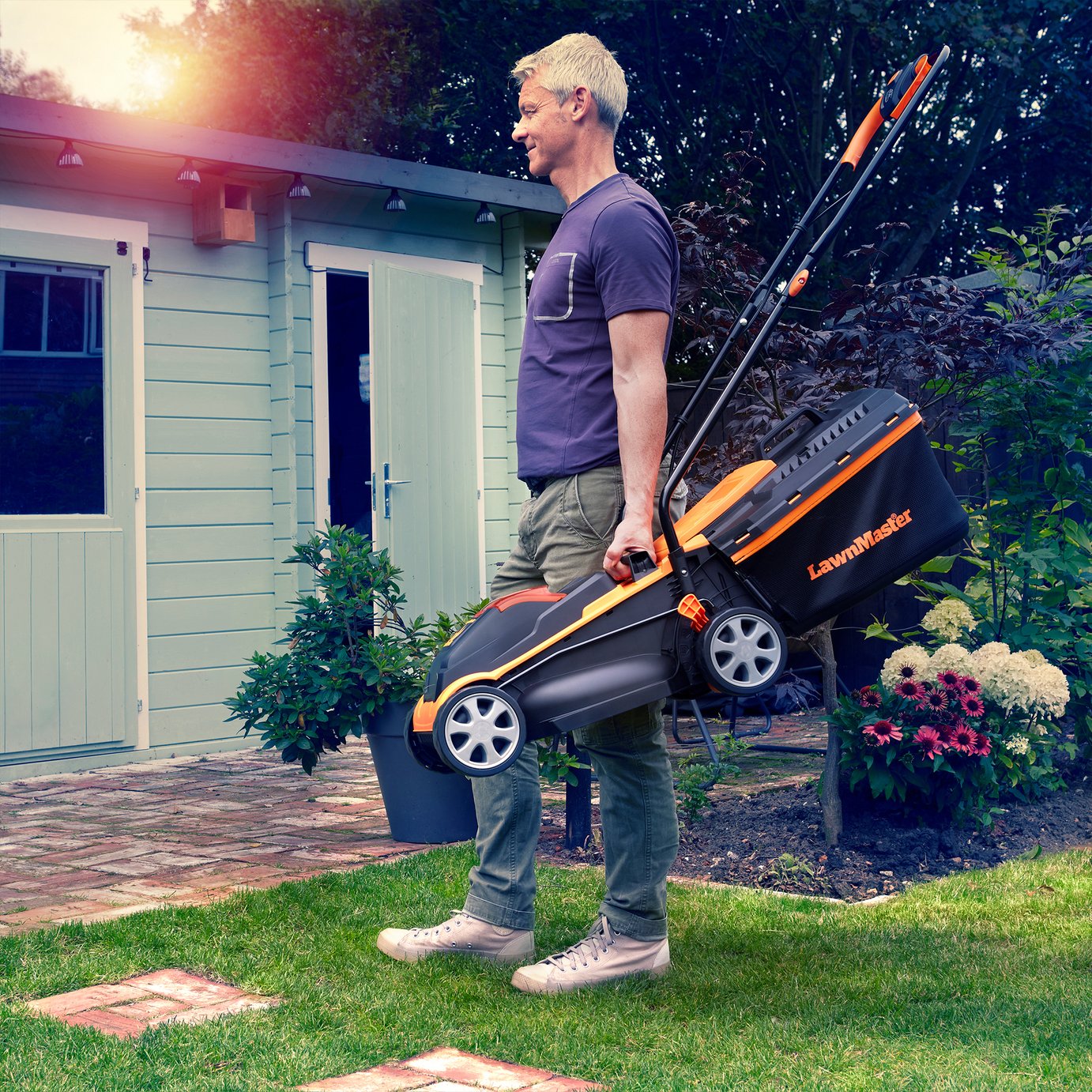 LawnMaster 32cm Cordless Rotary Lawnmower - 24V — view 7