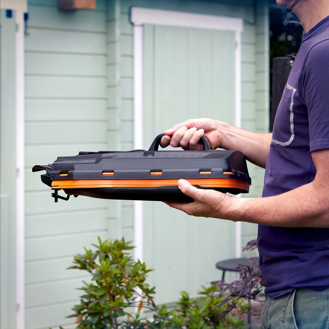 LawnMaster 32cm Cordless Rotary Lawnmower - 24V — view 8