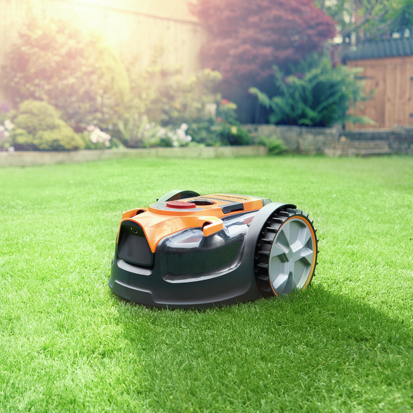 LawnMaster OcuMow 16cm Drop and Mow Cordless Robotic Lawnmower - 24V — view 2