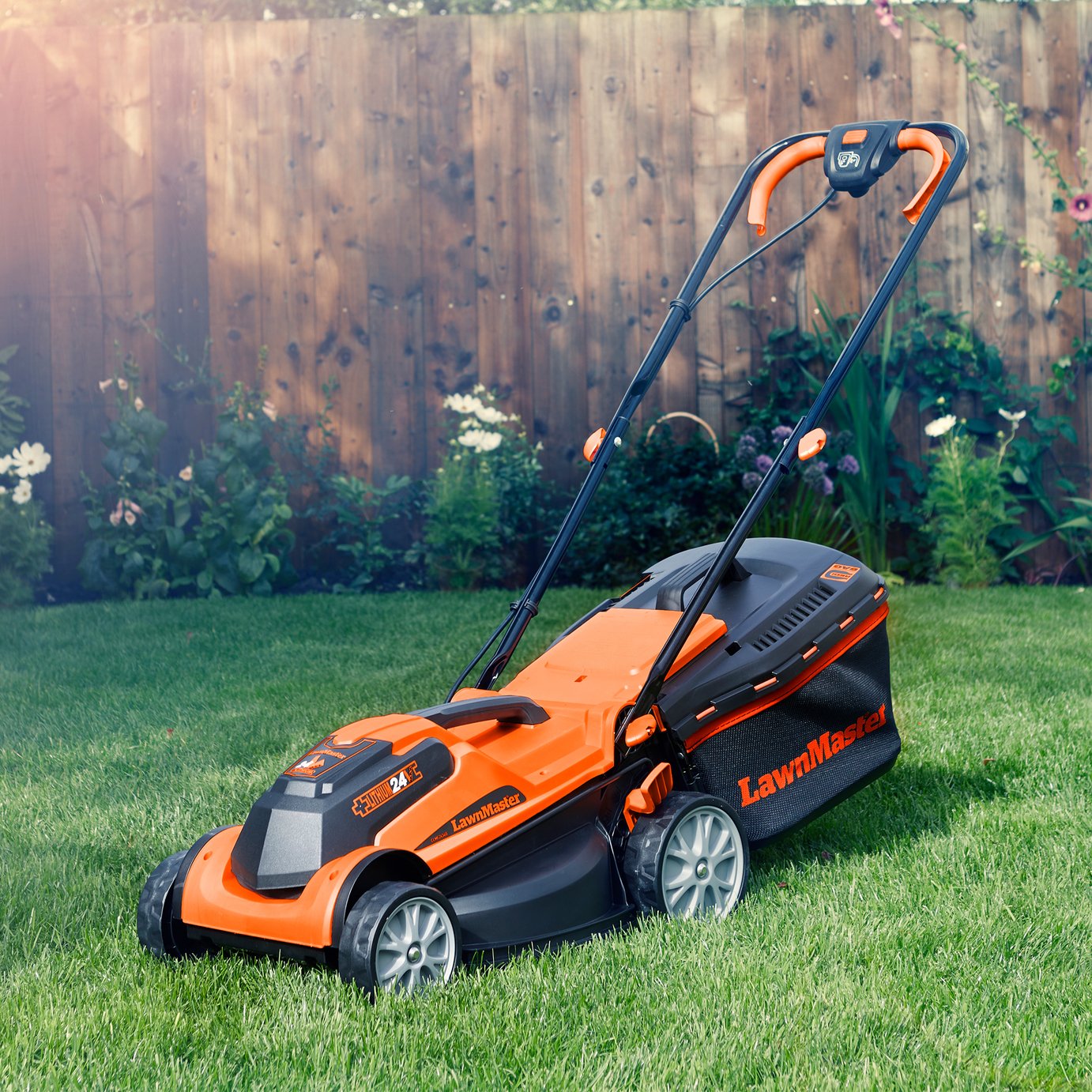 LawnMaster 34cm Cordless Rotary Lawnmower - 24V — view 2