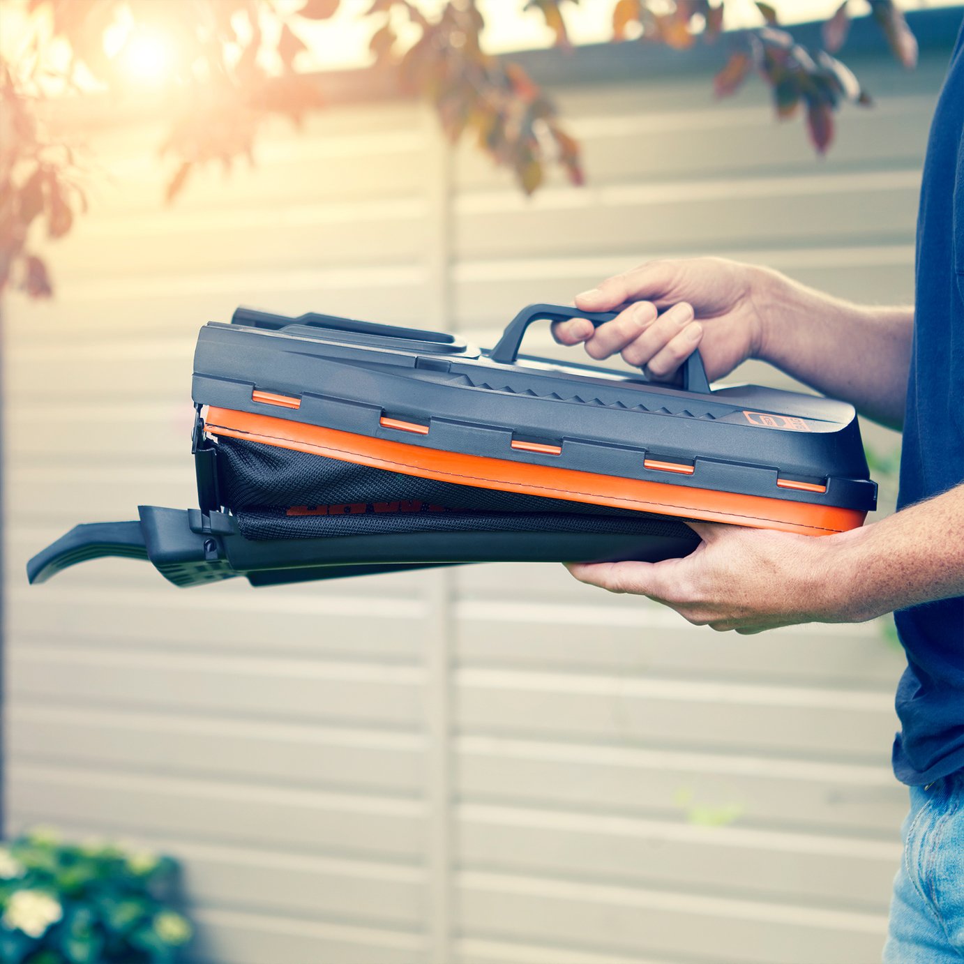 LawnMaster 34cm Cordless Rotary Lawnmower - 24V — view 7