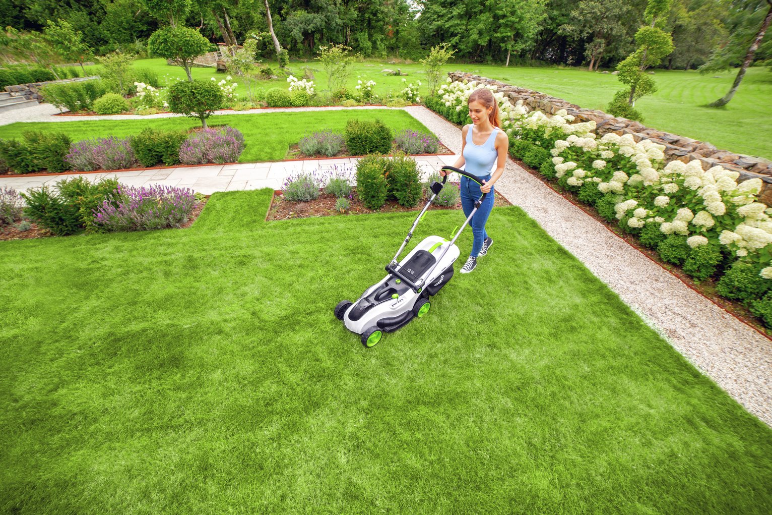 Gtech 42cm CLM50 Cordless Electric Rotary Lawnmover - 48V — view 5