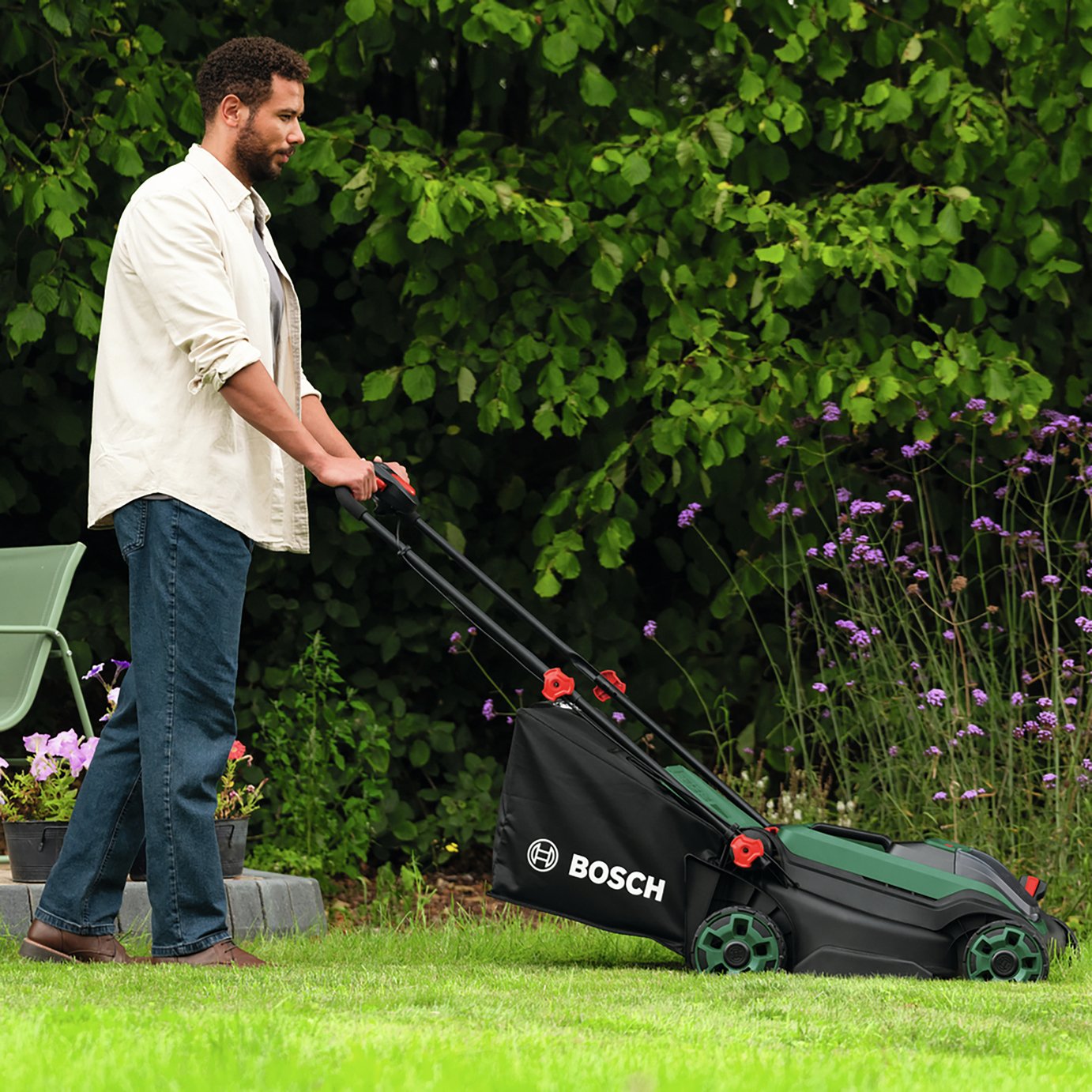 Bosch Rotak 38cm Electric Cordless Rotary Lawnmower - 36V — view 9