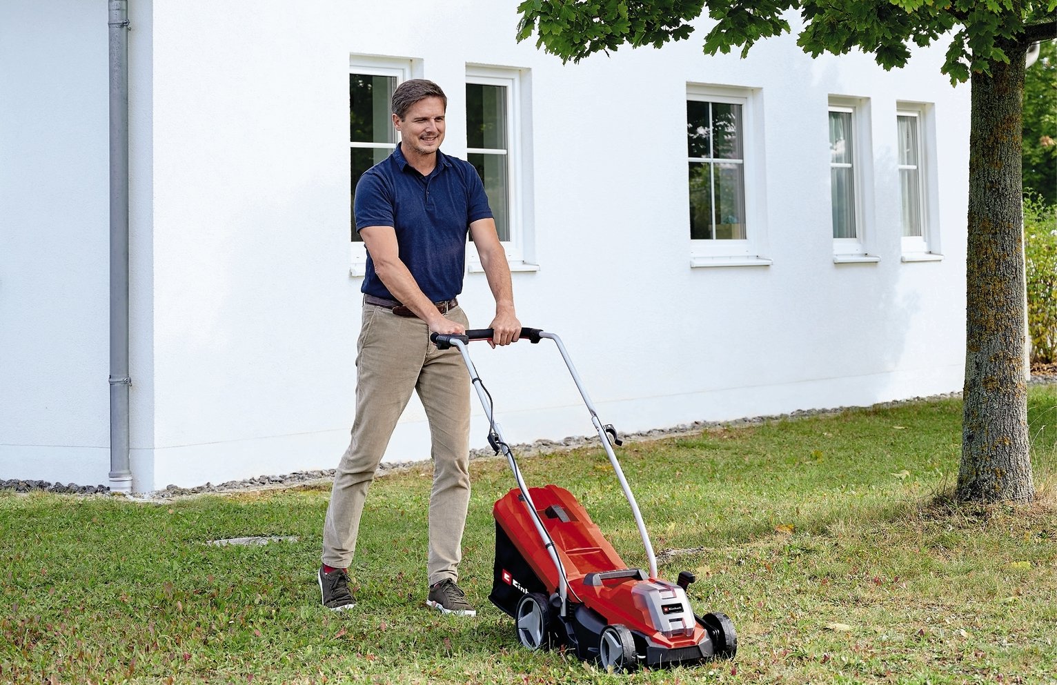 Einhell 33cm Cordless Rotary Lawnmower - 18V — view 2