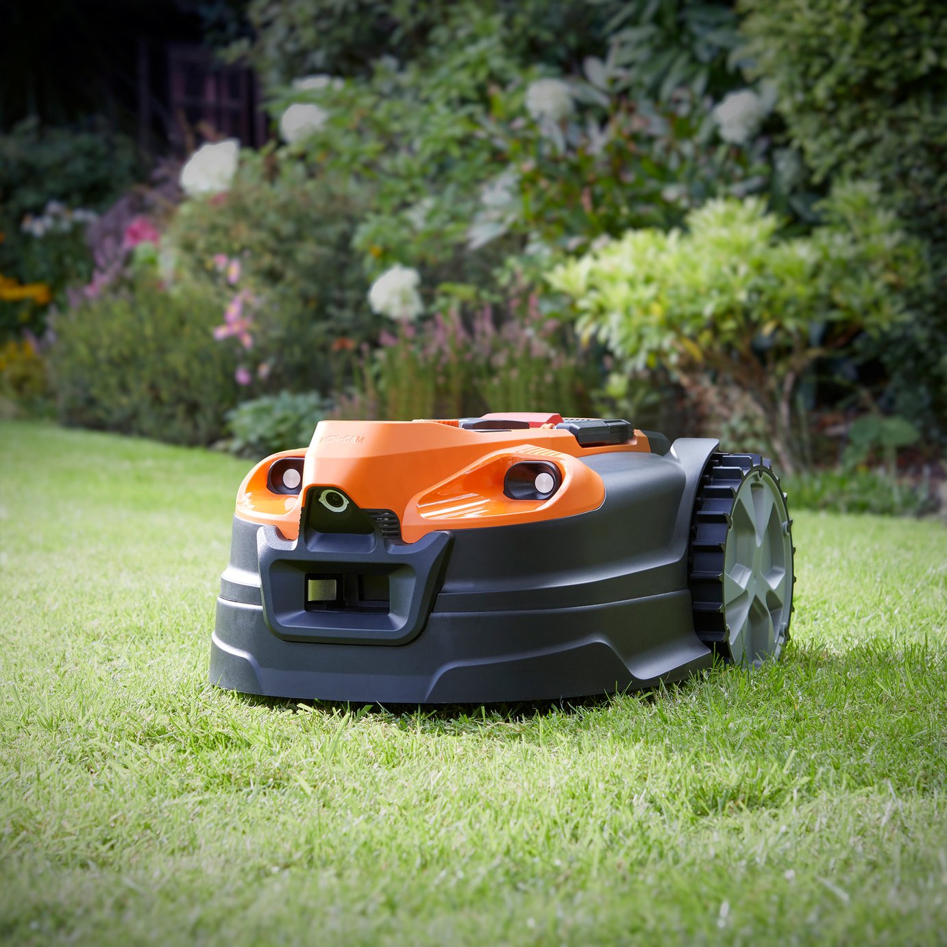 LawnMaster OcuMow 18cm Robotic Lawnmower with Docking Station - 24V — view 6
