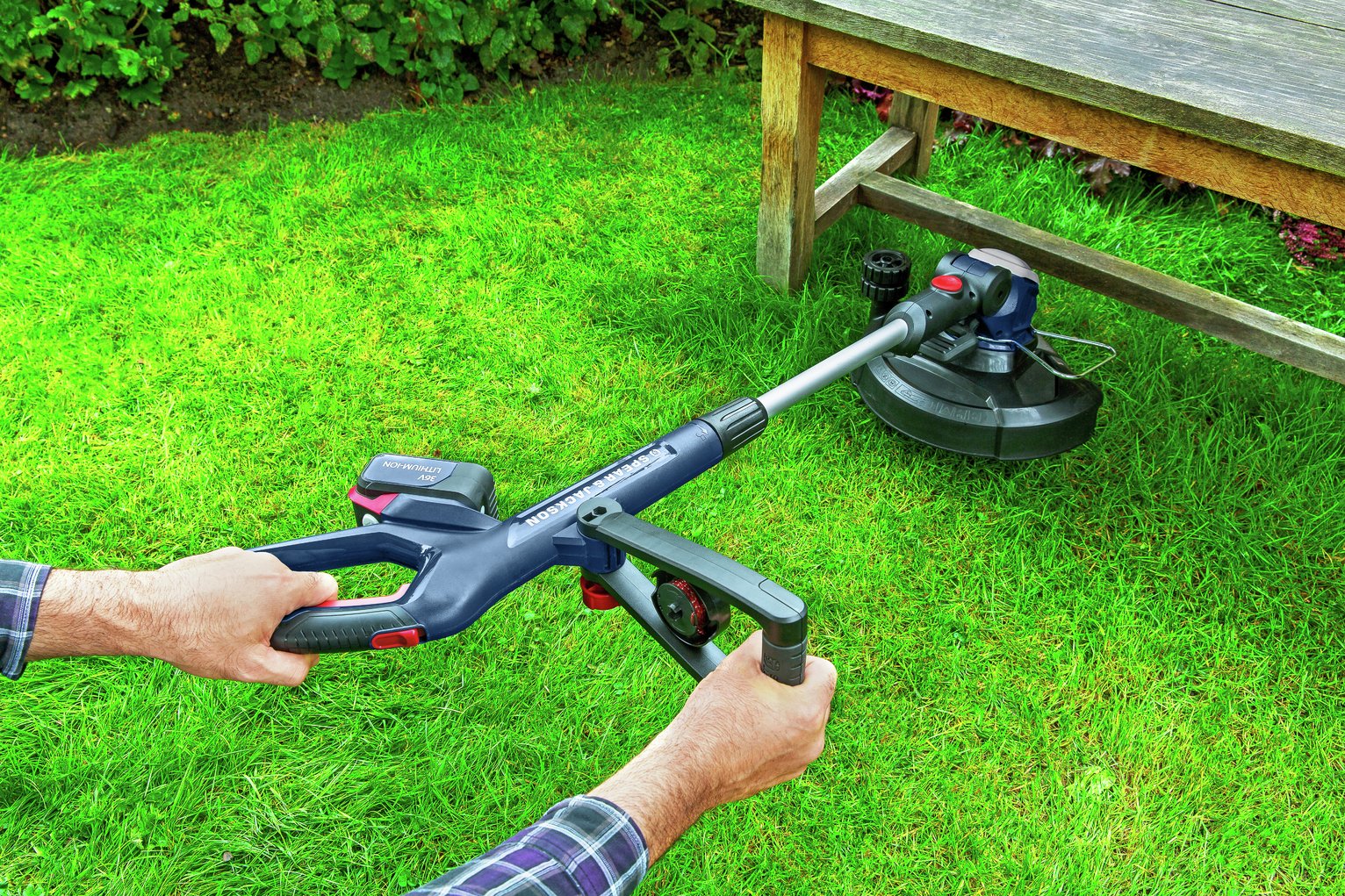 Spear & Jackson 30cm Cordless Grass Trimmer - 36V — view 11