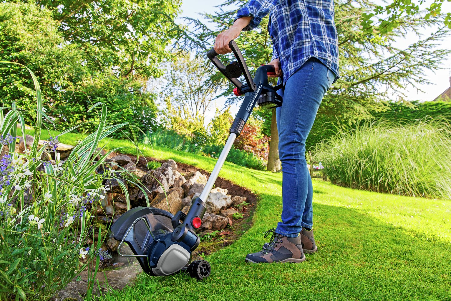 Spear & Jackson 30cm Cordless Grass Trimmer - 36V — view 13