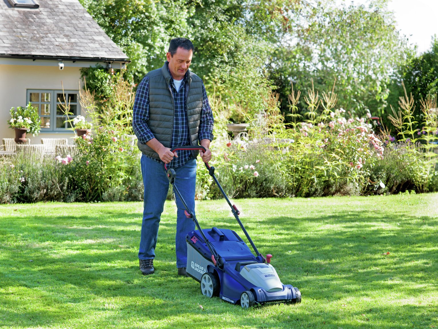Spear & Jackson 42cm Cordless Rotary Lawnmower - 40V — view 11