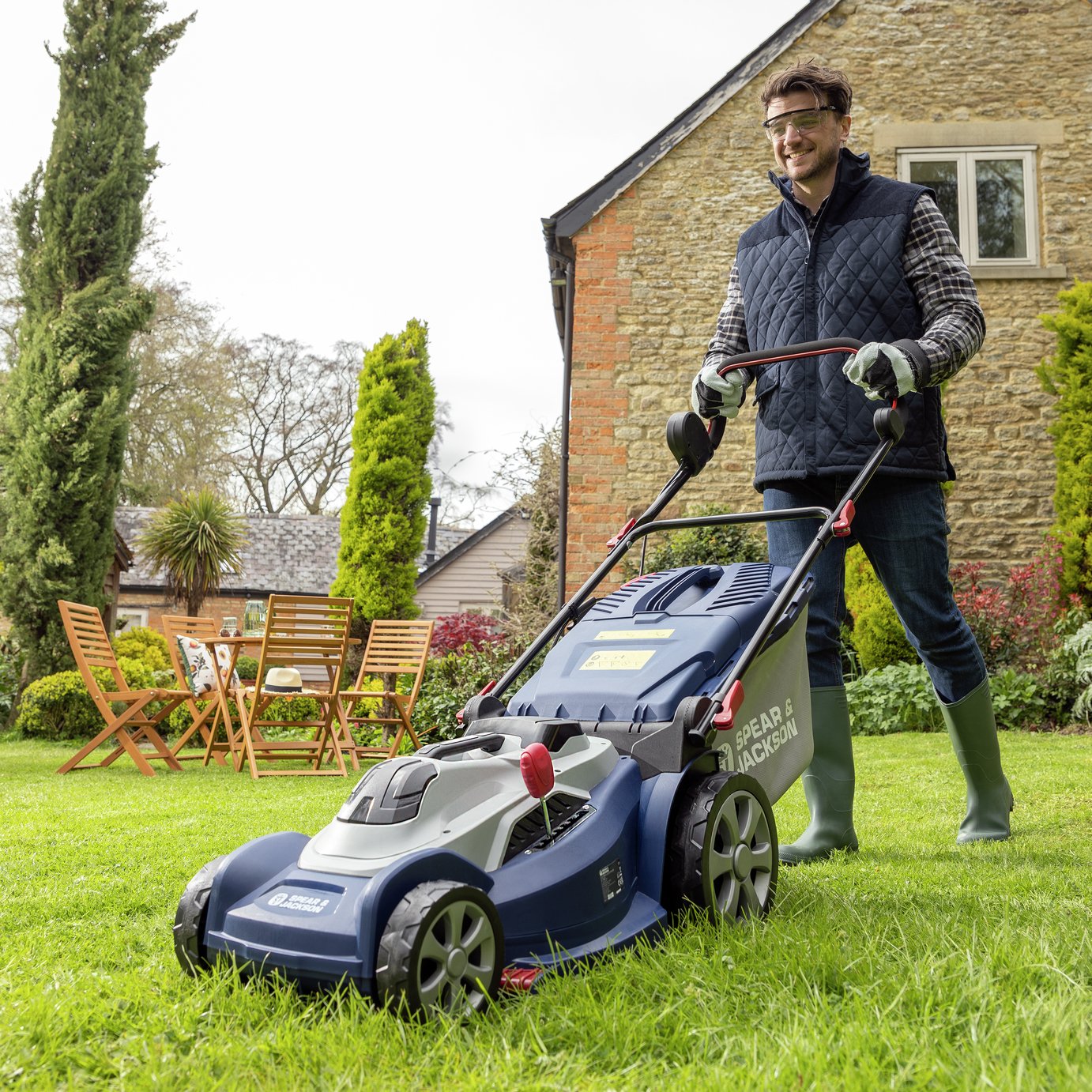 Spear & Jackson 40cm Cordless Rotary Lawnmower - 36V — view 11